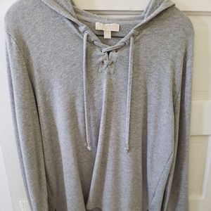 Light weight sweater